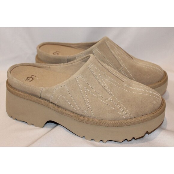 UGG WOMEN'S SUNWAVE SUEDE SLIP ON CLOGS MUS BEIGE SLIPPERS SZ 8 NWOB - Picture 1 of 6